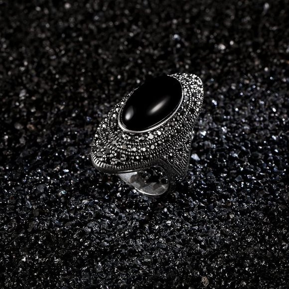 Mytys Retro Vintage Cocktail Statement Ring Black Marcasite and Crystal Rings fo - Picture 2 of 8